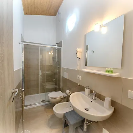 Hotel Casa Lucia Olbia Esterno foto
