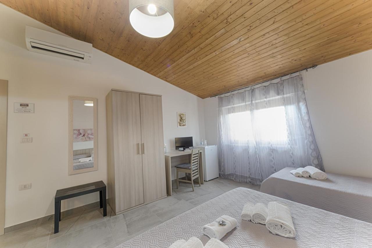 Pensión Casa Lucia Olbia